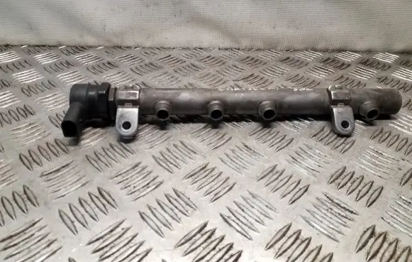 Chrysler 300 - 300C Fuel main line pipe A6420700495 A6110780449