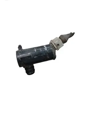 Volvo V70 Windscreen/windshield washer pump 9169611