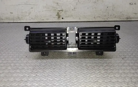 Chevrolet Rezzo Dash center air vent grill