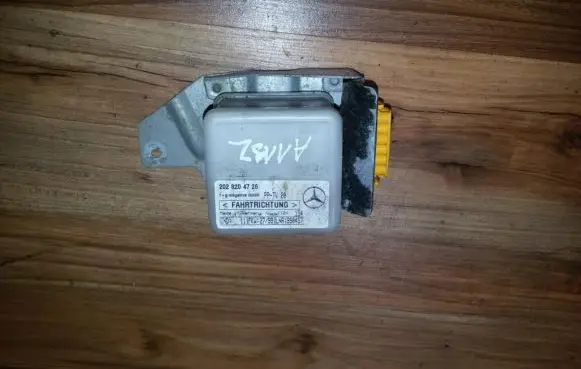Mercedes-Benz C W202 Other control units/modules 2028204726 990457
