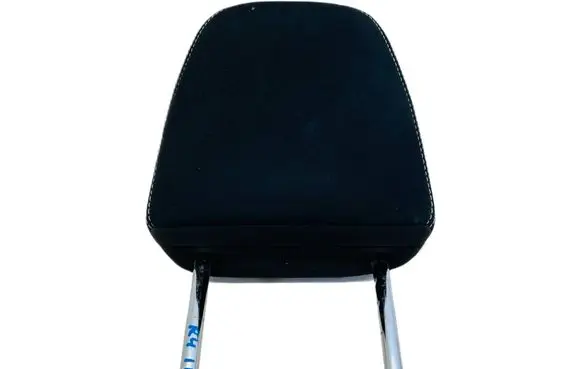 Toyota RAV 4 (XA40) Front seat headrest 