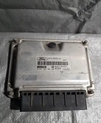 Ford Focus Engine control unit/module 3S7A9F954AA