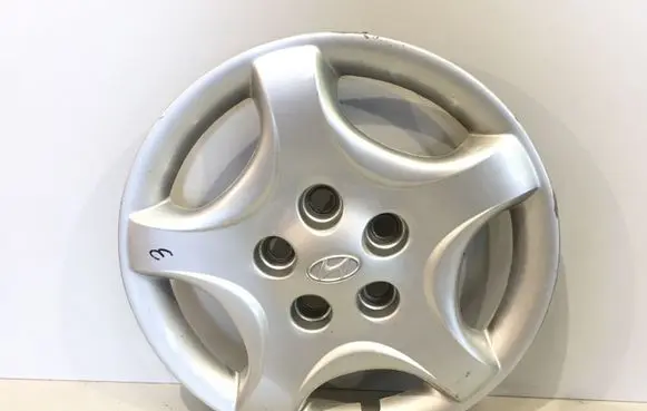 Hyundai Trajet R15 wheel hub/cap/trim 529603A010