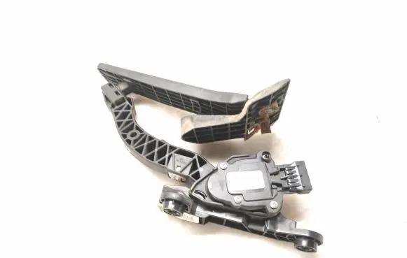 KIA Pro Cee'd II Accelerator throttle pedal U021 32700A6100