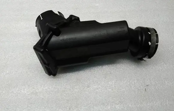 Volvo XC90 Intake resonator 30740895 D36ZC