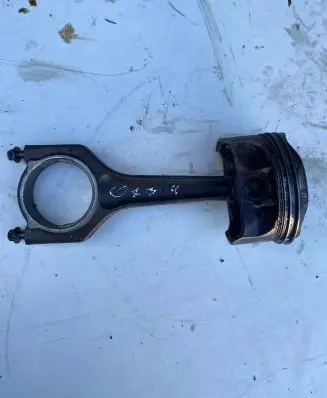 BMW 1 E81 E87 Piston with connecting rod 543