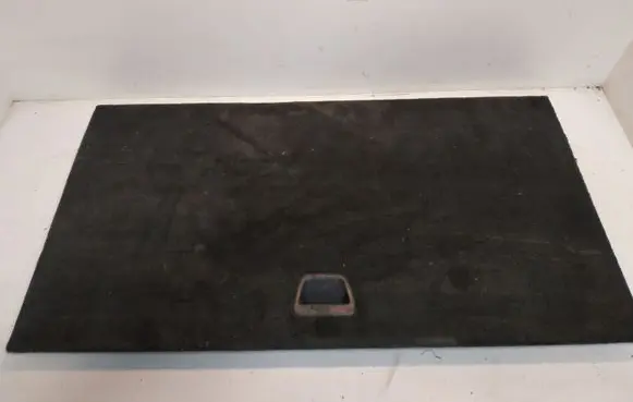 Trunk/boot floor carpet liner