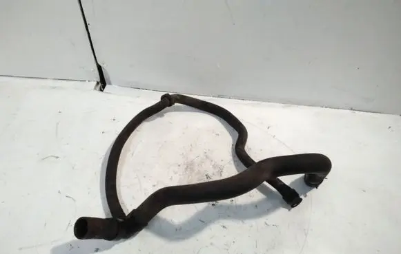 Peugeot 407 Engine coolant pipe/hose