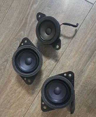 Toyota C-HR II Panel speaker 86150F4090 86160F4060
