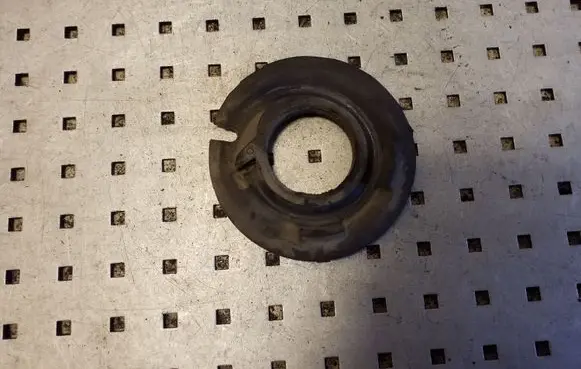 Audi A6 C7 Front coil spring rubber mount 8K0412109A