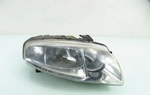 Alfa Romeo GT Headlight/headlamp 60681583