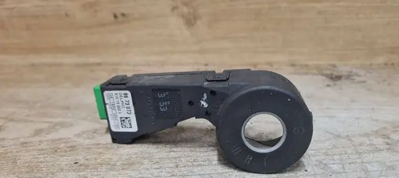 Volvo XC70 Ignition lock 8673073