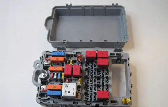 Fiat 500 Cinquecento Audio system kit 51987784