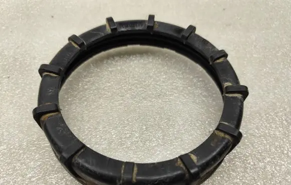 Audi A3 S3 8L In tank fuel pump screw locking ring/nut 321201375A
