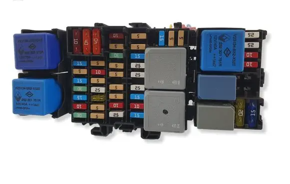 Renault Trafic III (X82) Fuse module 