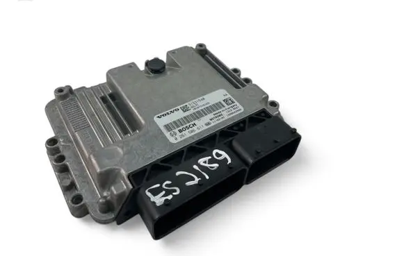 Volvo V60 Engine control unit/module ECU 31331540 0261S06611