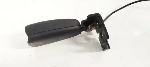 Volvo S40 Rear seatbelt buckle