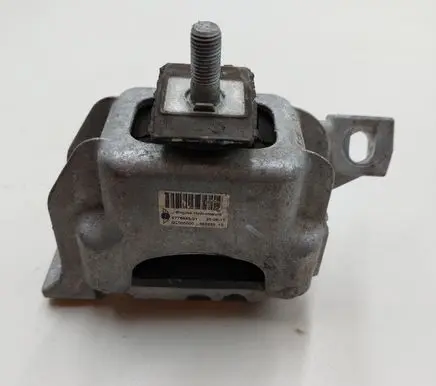 Mini Cooper Countryman R60 Engine mount bracket G2005000