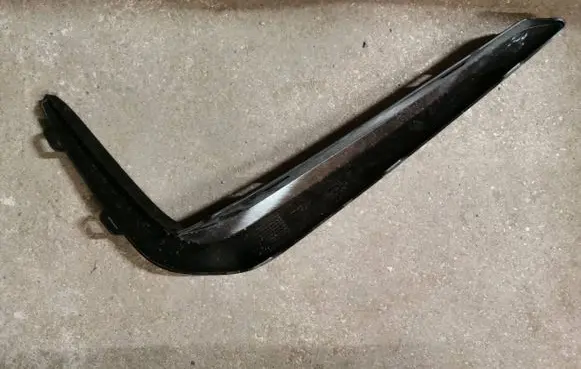 BMW 5 G30 G31 Front bumper lower grill 15067010 8069980