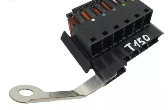 Mercedes-Benz E W211 Fuse module 1394837