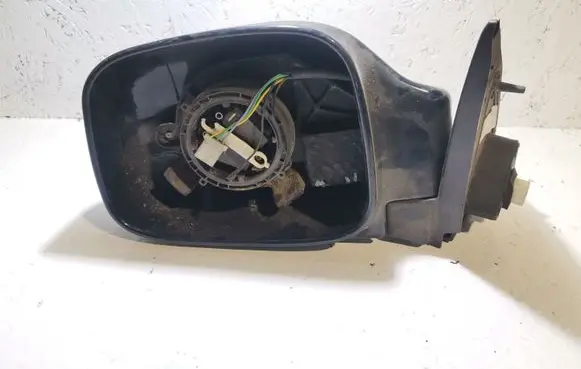 Opel Frontera B Front door electric wing mirror 010557