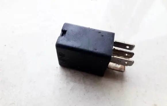 Renault Scenic I Other relay 7700414484