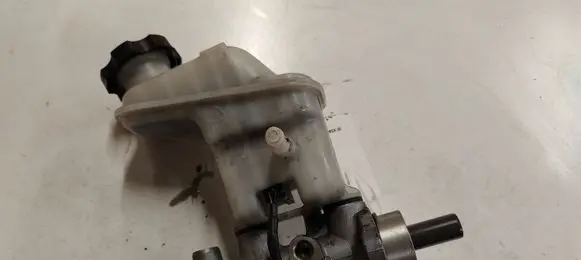 KIA Sorento Master brake cylinder 261981 341116