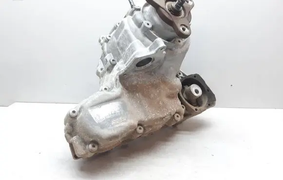BMW X1 E84 Gearbox transfer box case 7619176 27107619176 ATC350