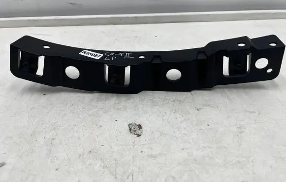 Mazda CX-5 II Front bumper mounting bracket KB8A50163