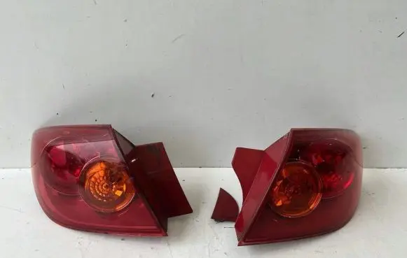 Mazda 3 I Rear/tail lights set P2912