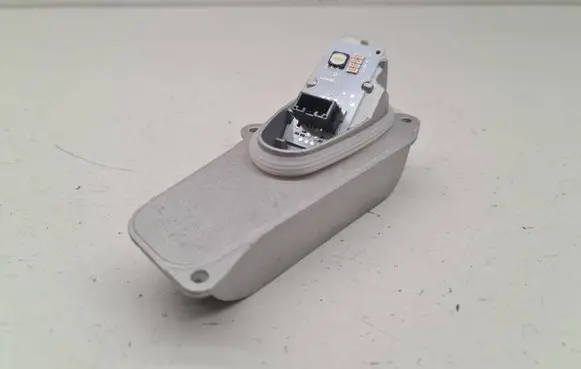 BMW i8 LED ballast control module 7396336 63117396336