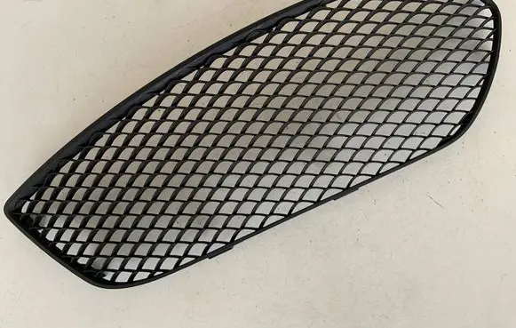 Mercedes-Benz CLA C117 X117 W117 Front bumper lower grill A1178851722
