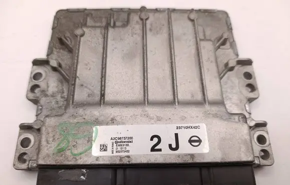 Nissan Qashqai Engine control unit/module 23710HX42C A2C98757200