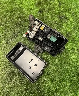 Skoda Karoq Fuse box set 5Q0907361G GB20GF10 635135402