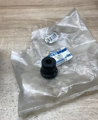 Suzuki Samurai Other rear suspension part 91120294