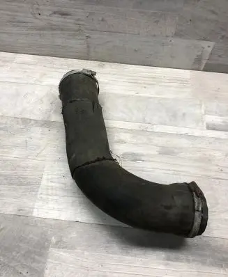 Volvo V70 Intercooler hose/pipe