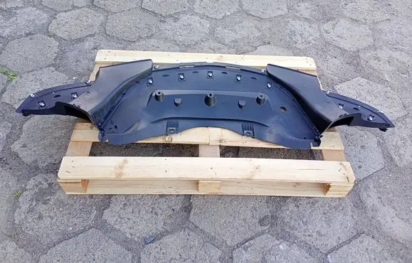 Dodge Charger Engine splash shield/under tray 68193796AA