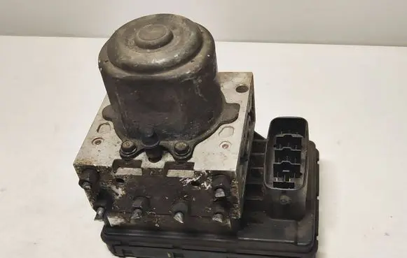 Toyota Avensis Verso ABS Pump 8954144050 4451044050
