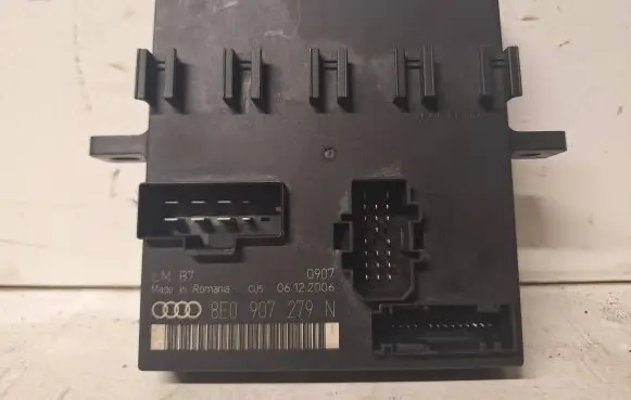 Audi A4 S4 B7 8E 8H Comfort/convenience module B5S6M06BF1 8E0907279N