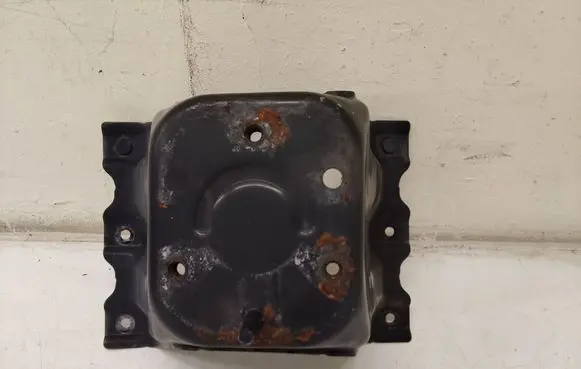 Mitsubishi Pajero Spare wheel mounting bracket 43R00122