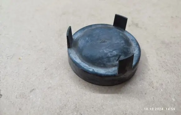 Headlight/headlamp dust cover