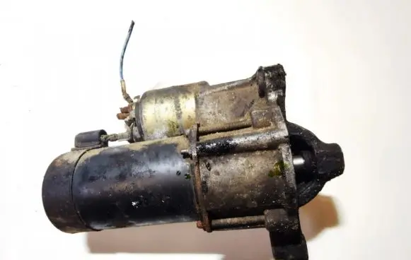Citroen C3 Starter motor D6RA572