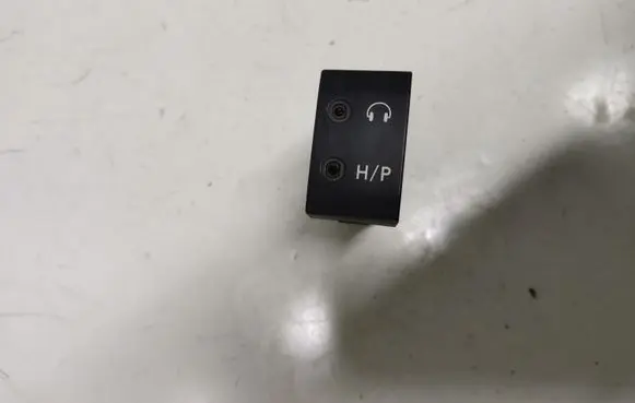 KIA Sorento AUX in-socket connector 955253E000