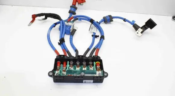 Land Rover Defender Positive wiring loom K8D214M726AC