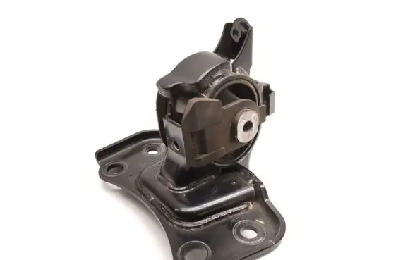 Lexus CT 200H Engine mount bracket