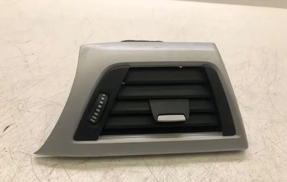 BMW 3 F30 F35 F31 Dash center air vent grill 923199509