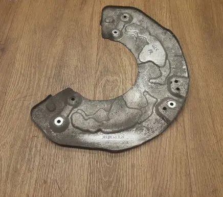 Mercedes-Benz GLC X253 C253 Front brake disc dust cover plate A0004213520