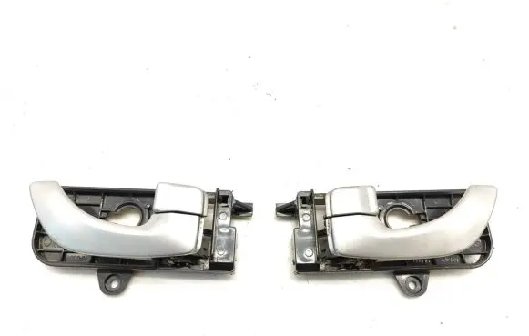 Hyundai Sonata Front door interior handle 82623NF000 82613NF000