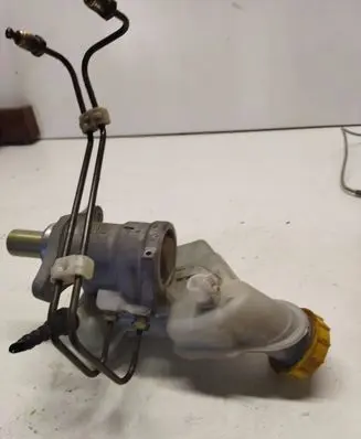 Mazda 2 Master brake cylinder 41230130