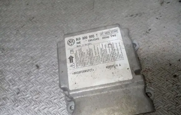 Seat Altea XL Airbag control unit/module 1K0909605T